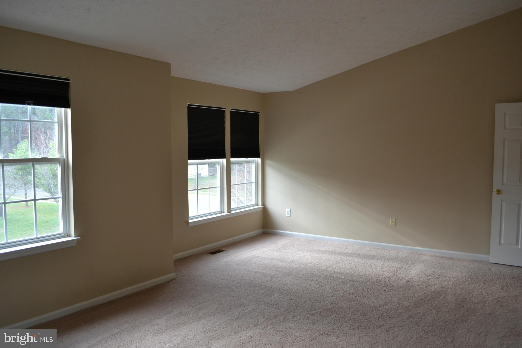 FOX CHASE - Residential