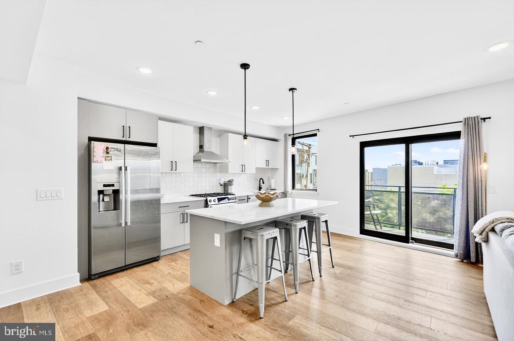 Photo of 1801 Fairmount Avenue #- UNIT 303, PHILADELPHIA, PA 19130 (MLS # PAPH2680944)