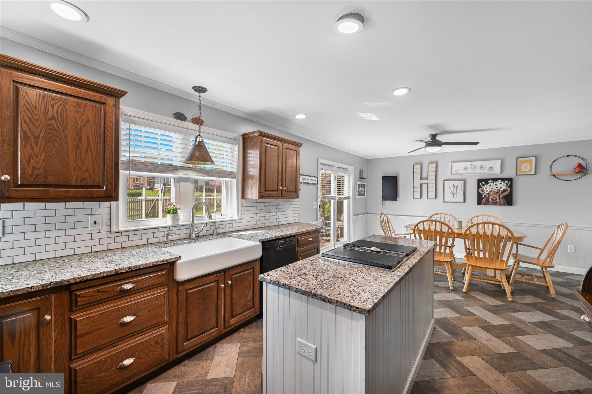 SYCAMORE ACRES - Residential