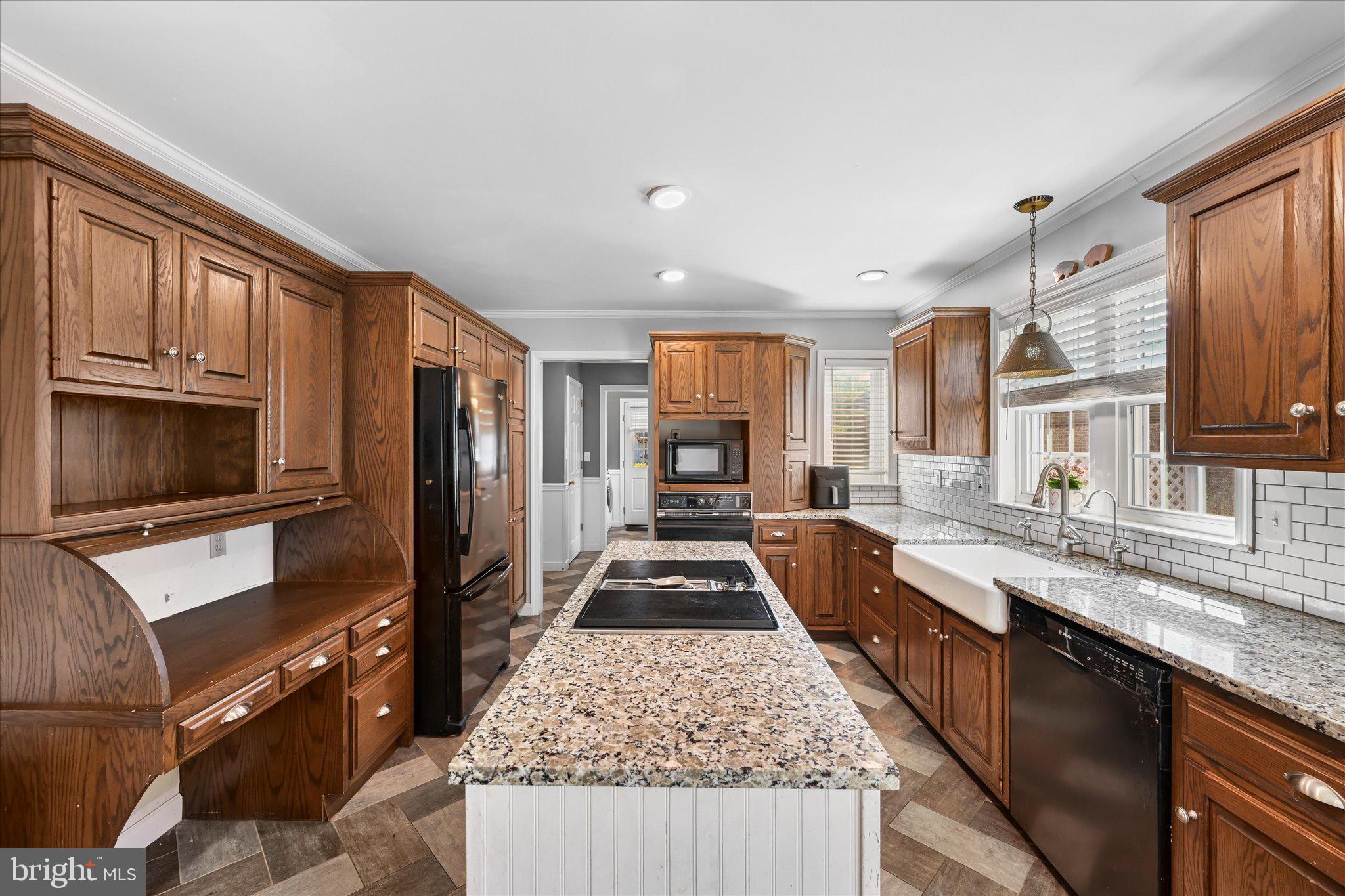 SYCAMORE ACRES - Residential