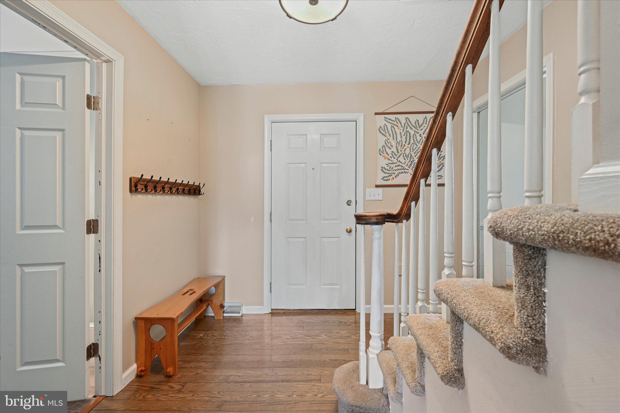 1032 CLEARVIEW AVENUE