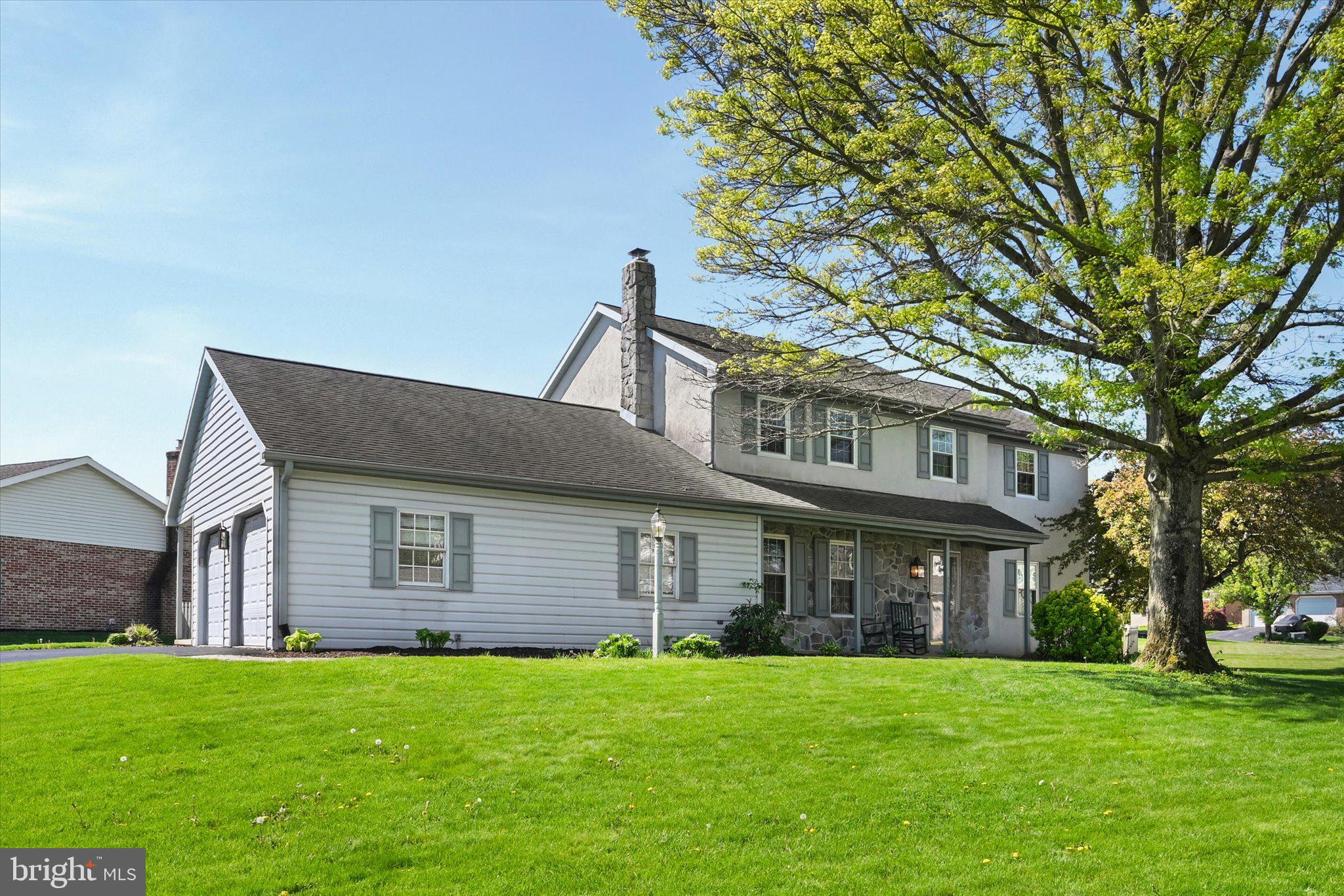 1032 CLEARVIEW AVENUE