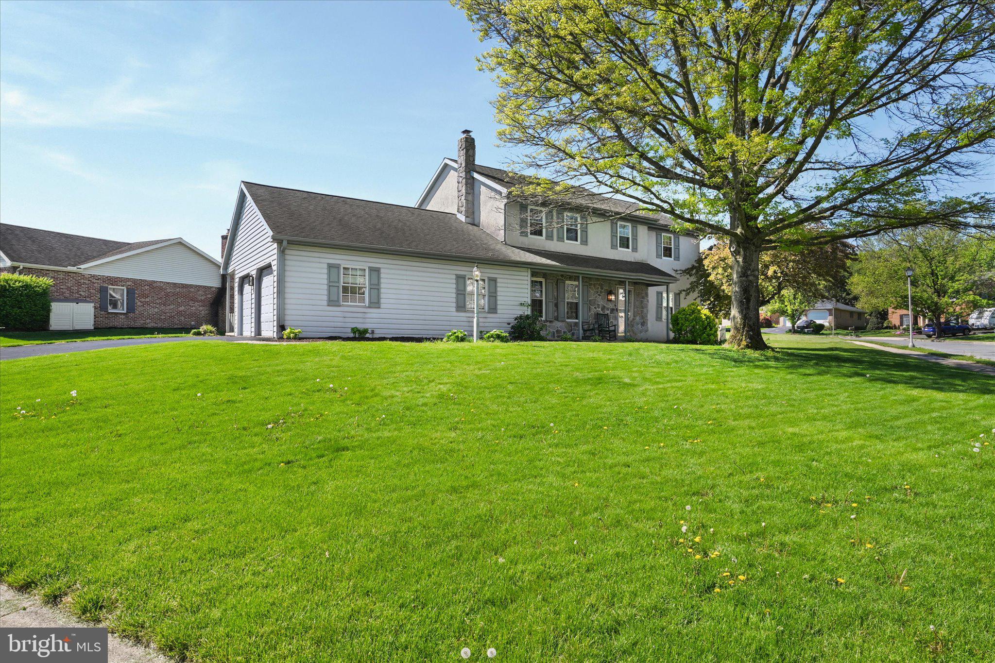 1032 CLEARVIEW AVENUE