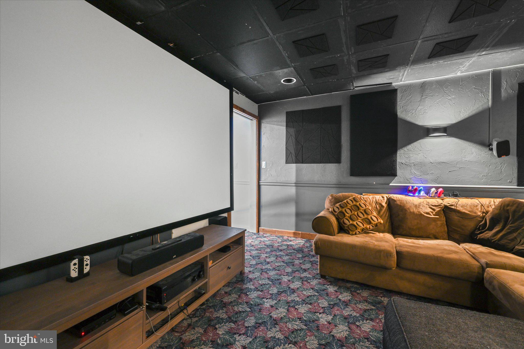 SYCAMORE ACRES - Residential