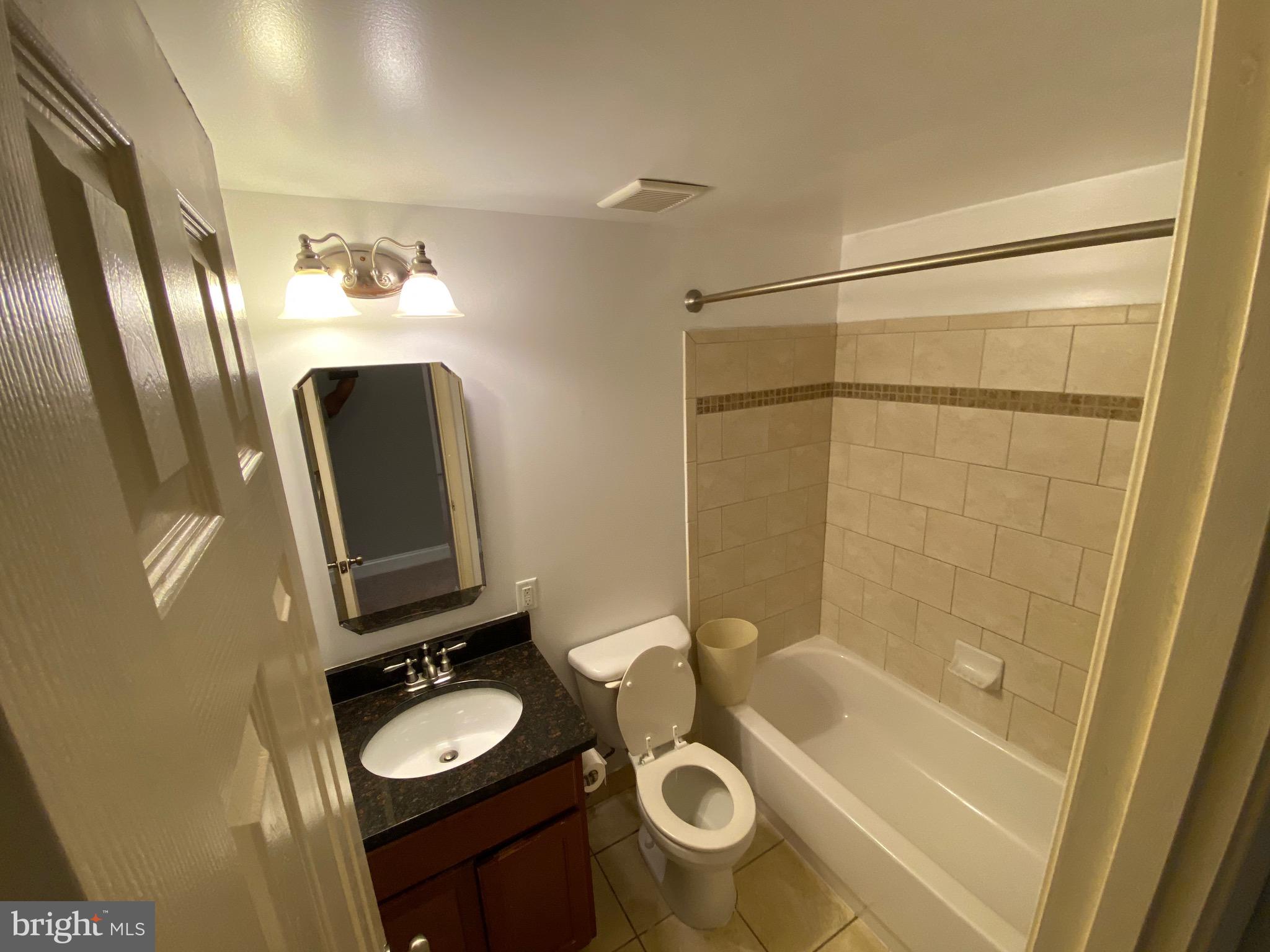 JEFFERSON CHASE - Residential Lease