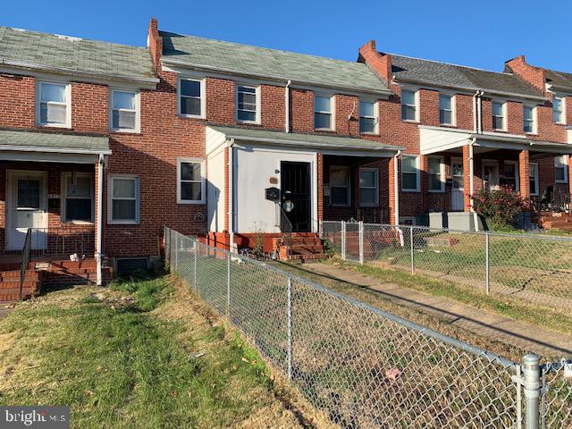 EASTWOOD - Residential Lease