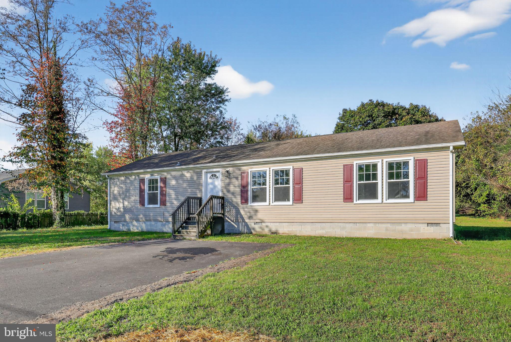 719 HOPEWELL DRIVE