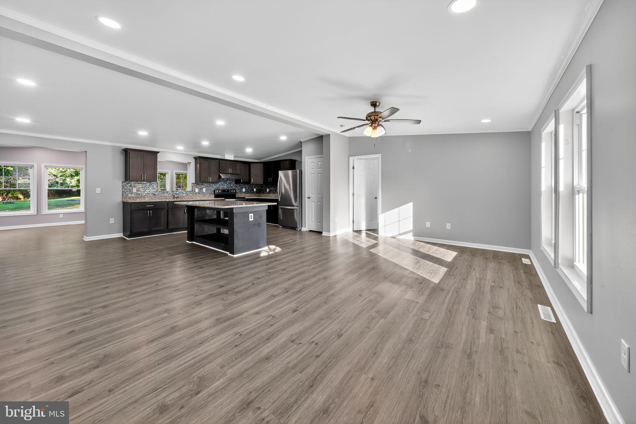 719 HOPEWELL DRIVE
