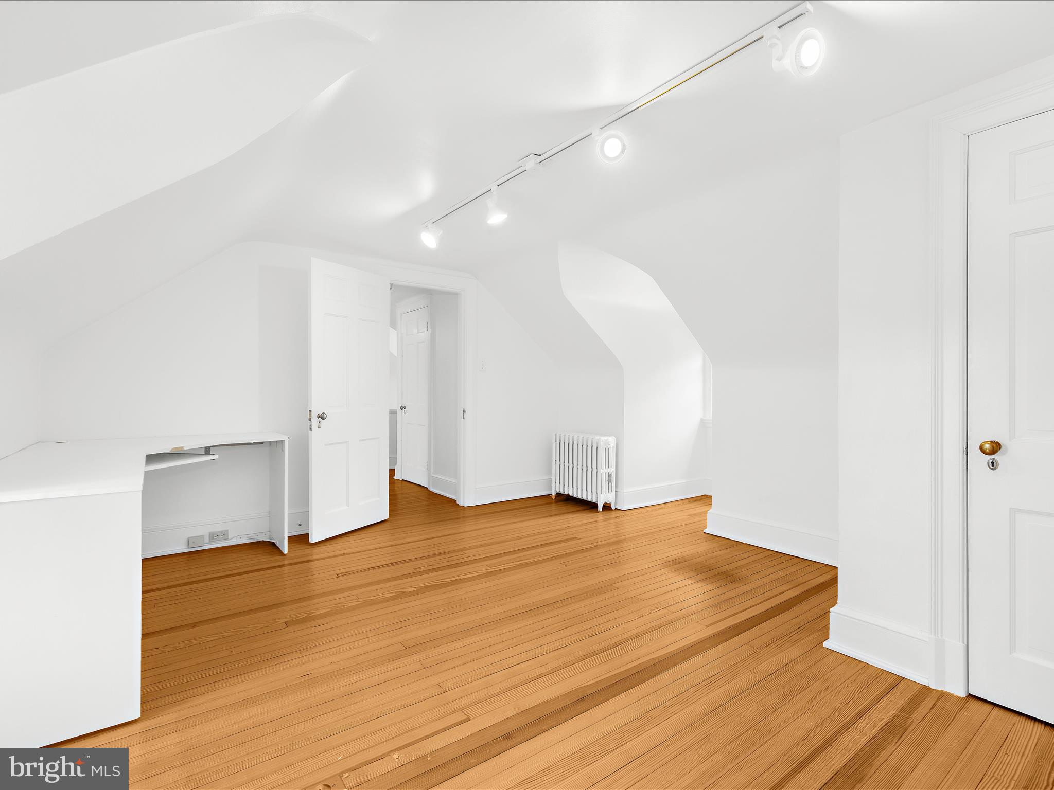 GREATER HOMELAND HISTORIC DISTRICT - Residential