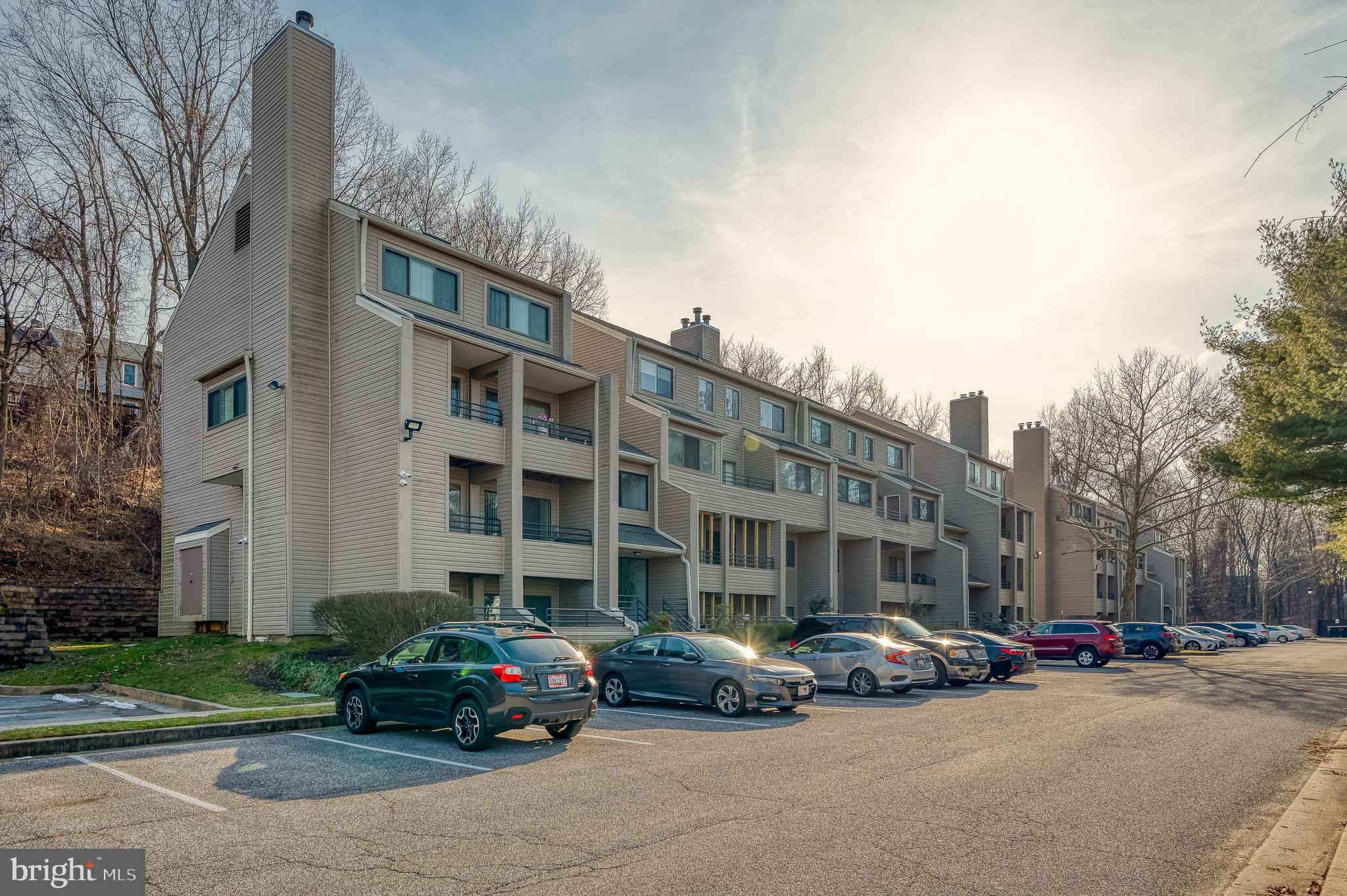 LODGE AT MCDONGH - Residential Lease