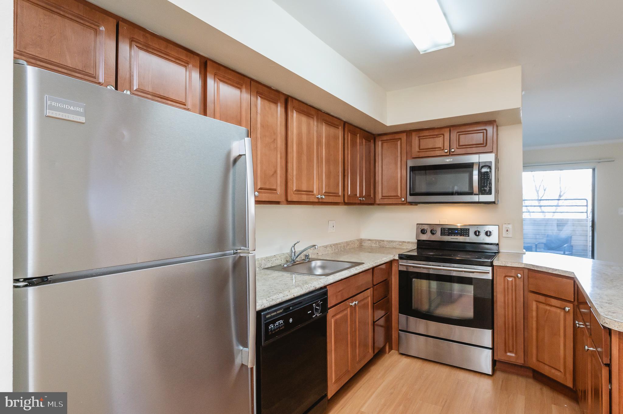 LODGE AT MCDONGH - Residential Lease