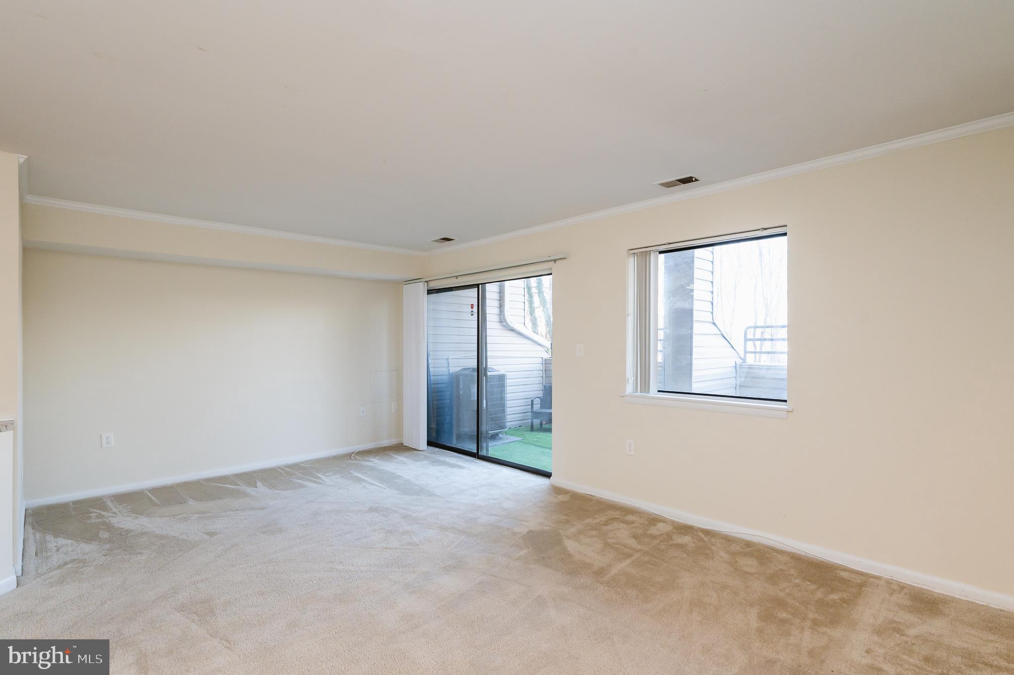 LODGE AT MCDONGH - Residential Lease