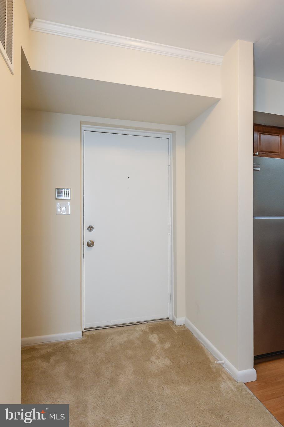 LODGE AT MCDONGH - Residential Lease