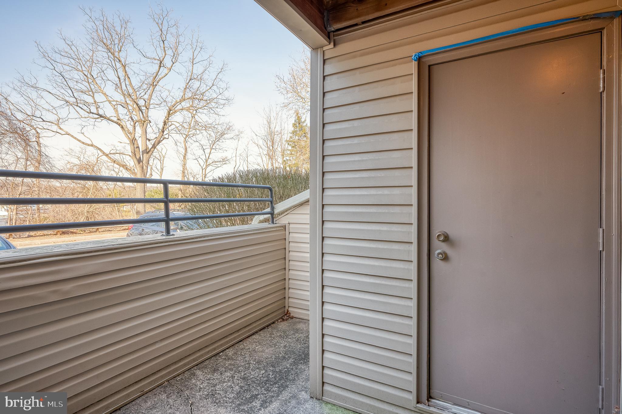 LODGE AT MCDONGH - Residential Lease