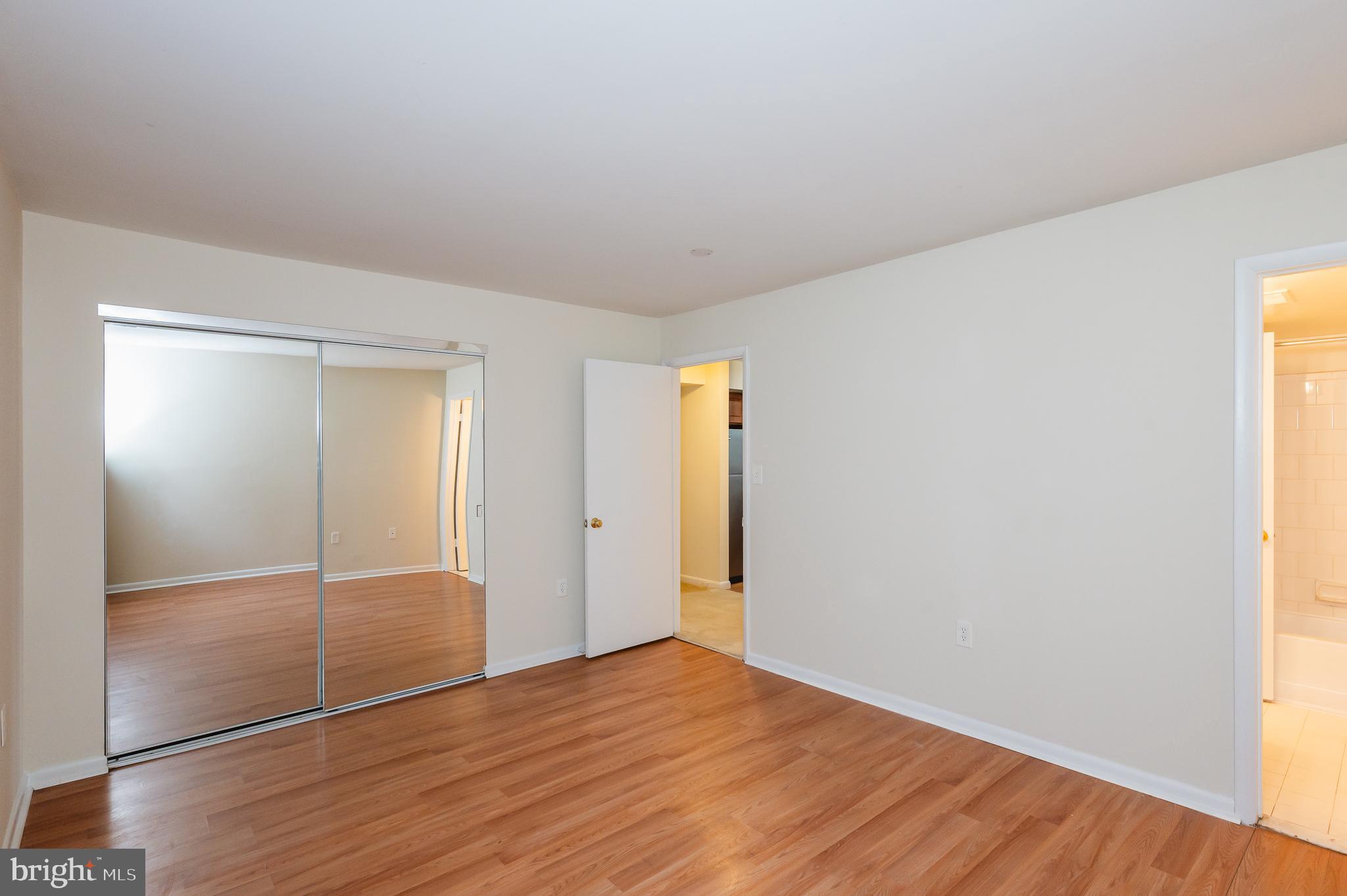 LODGE AT MCDONGH - Residential Lease