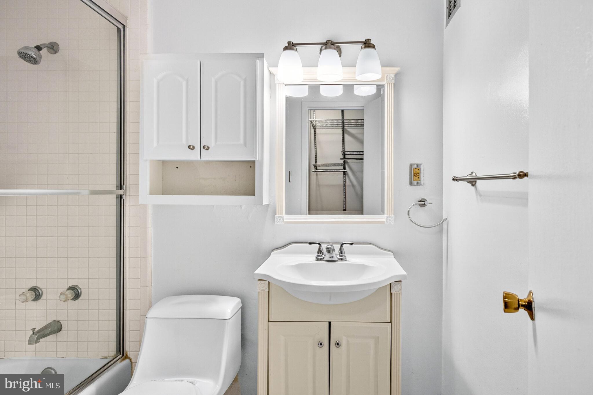 RIVER PLACE - Residential