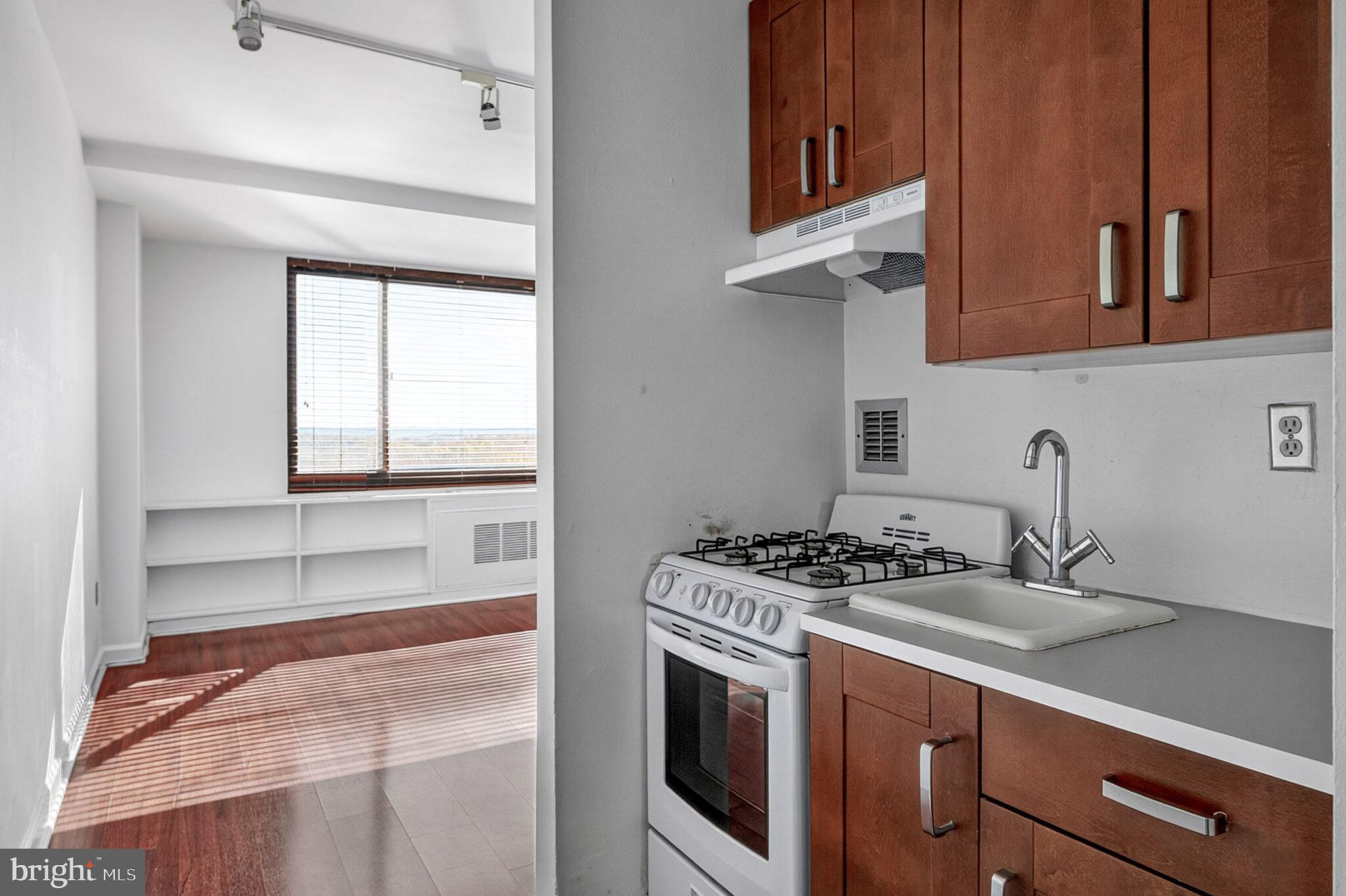 RIVER PLACE - Residential