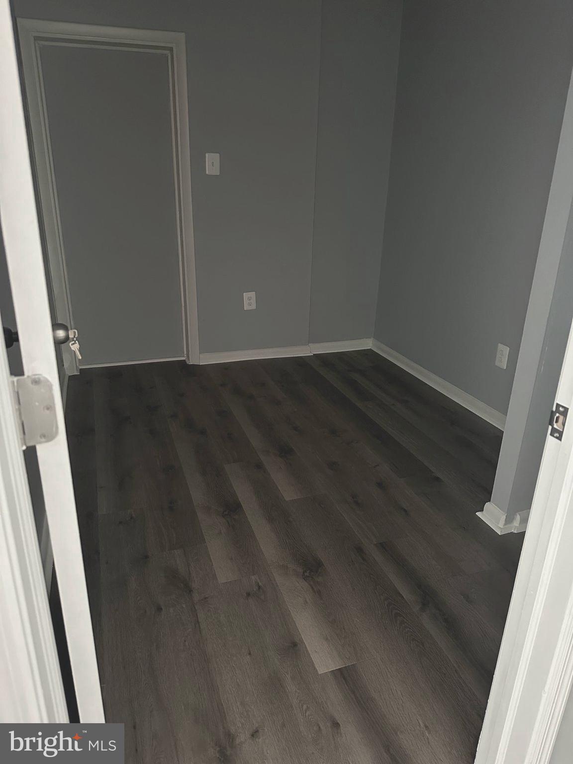 FRANKFORD - Commercial Lease