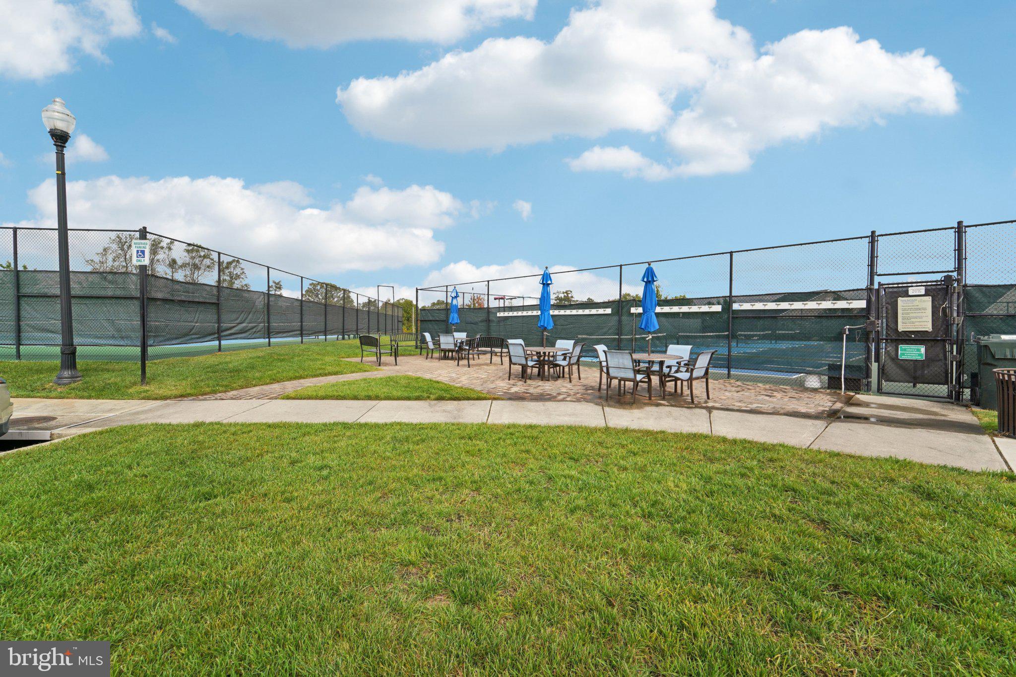 TWO RIVERS - Residential