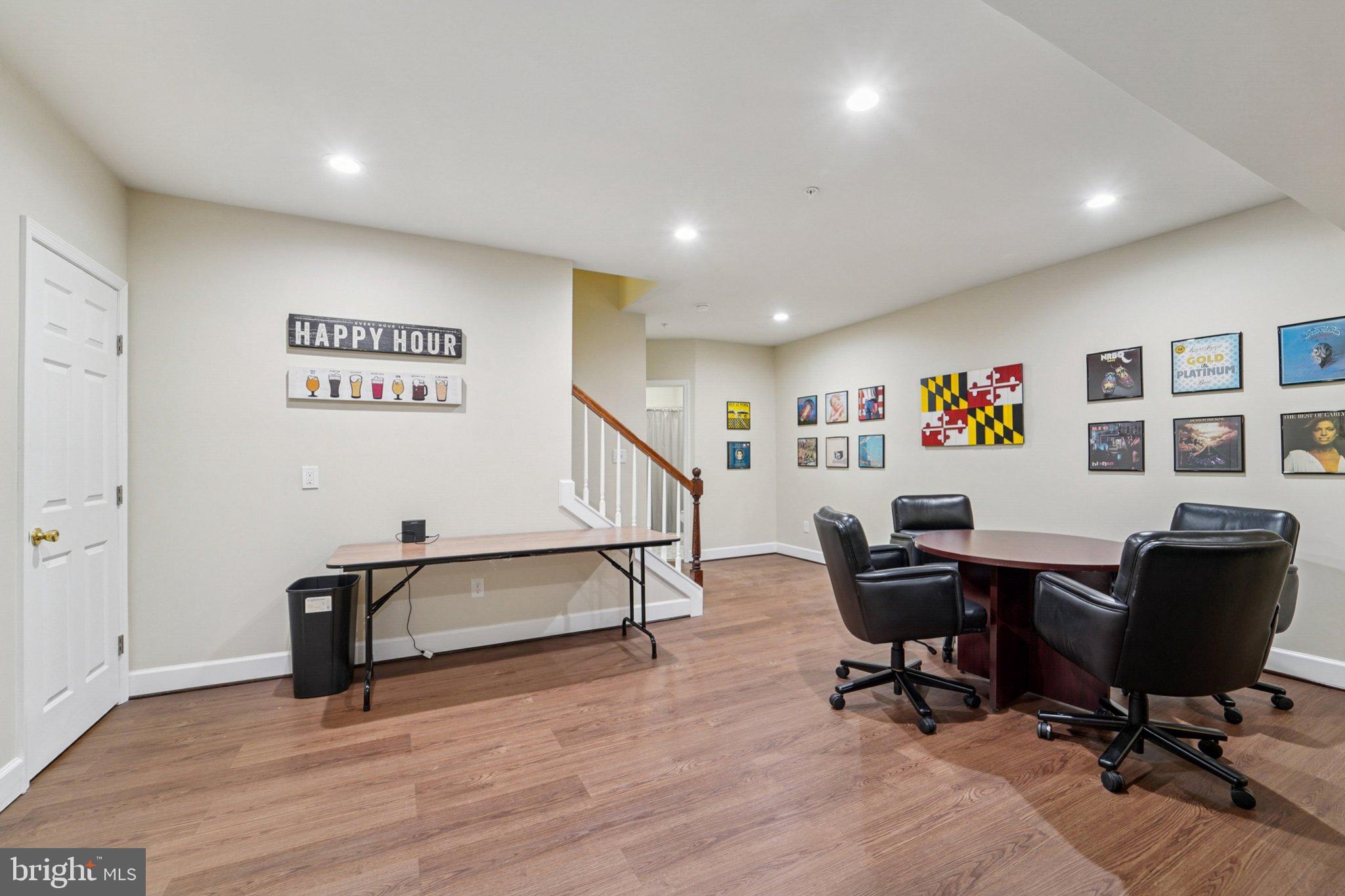 TWO RIVERS - Residential