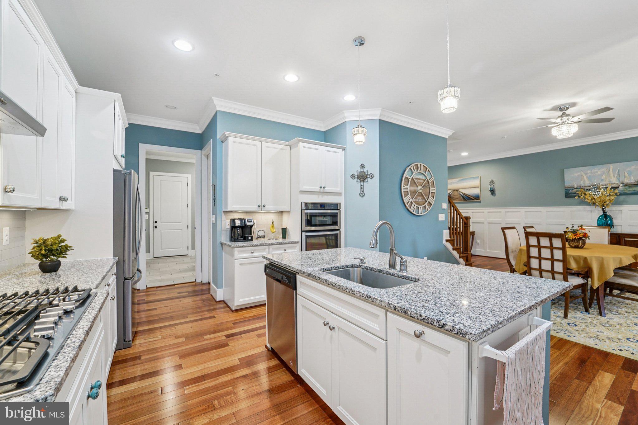 TWO RIVERS - Residential