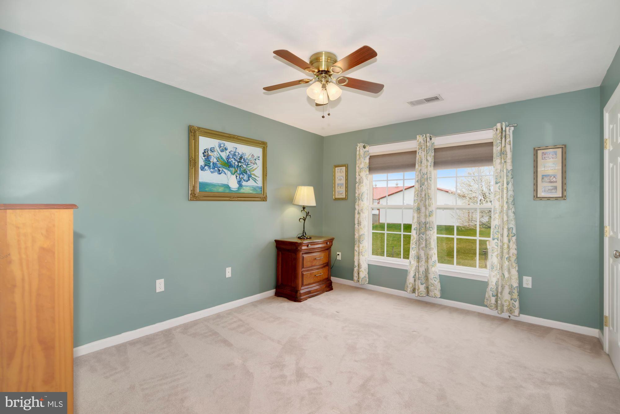 GLENDALE FARM ESTATES - Residential