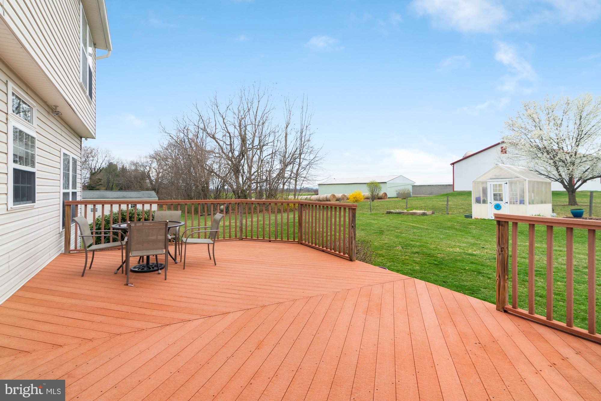 GLENDALE FARM ESTATES - Residential