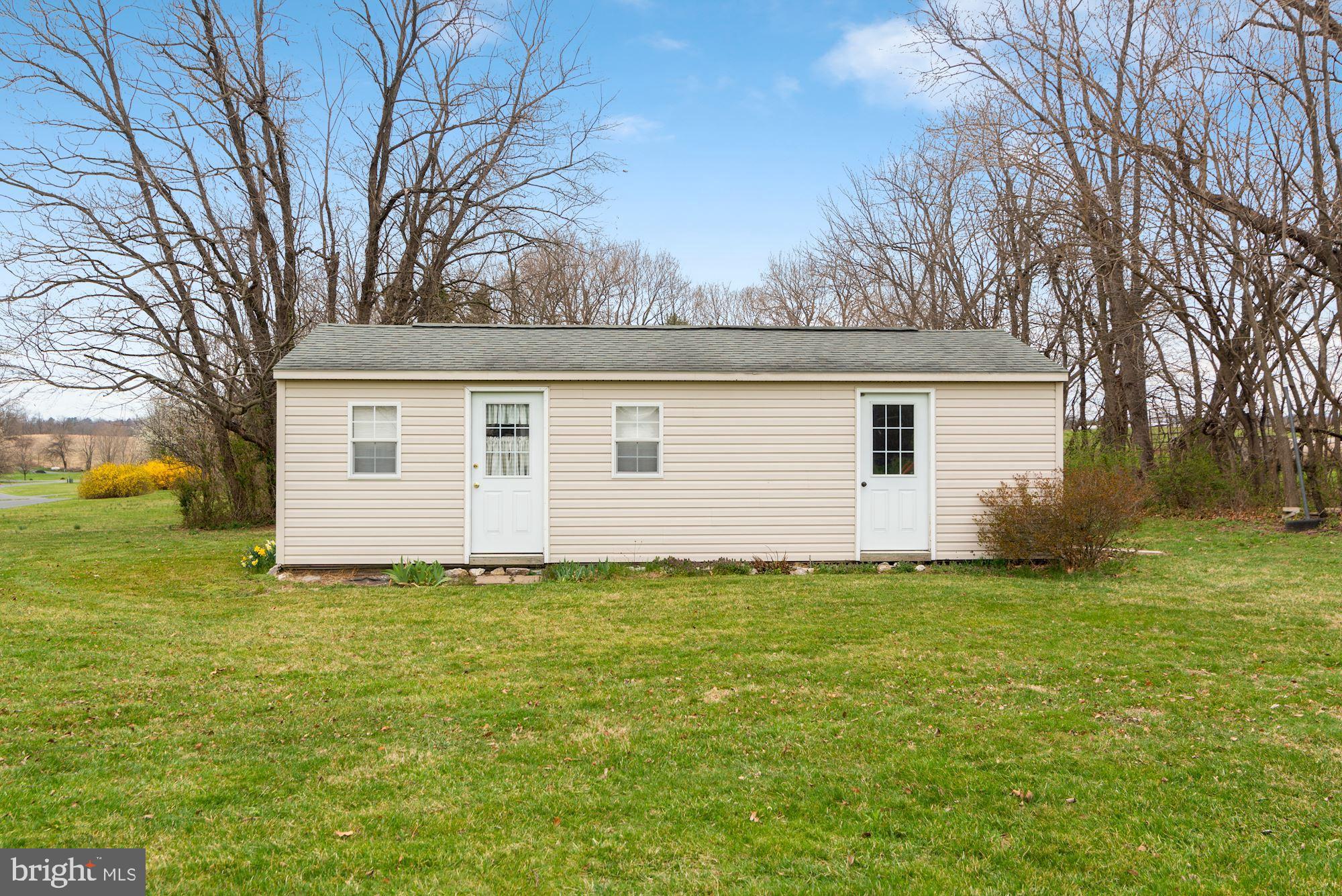 GLENDALE FARM ESTATES - Residential