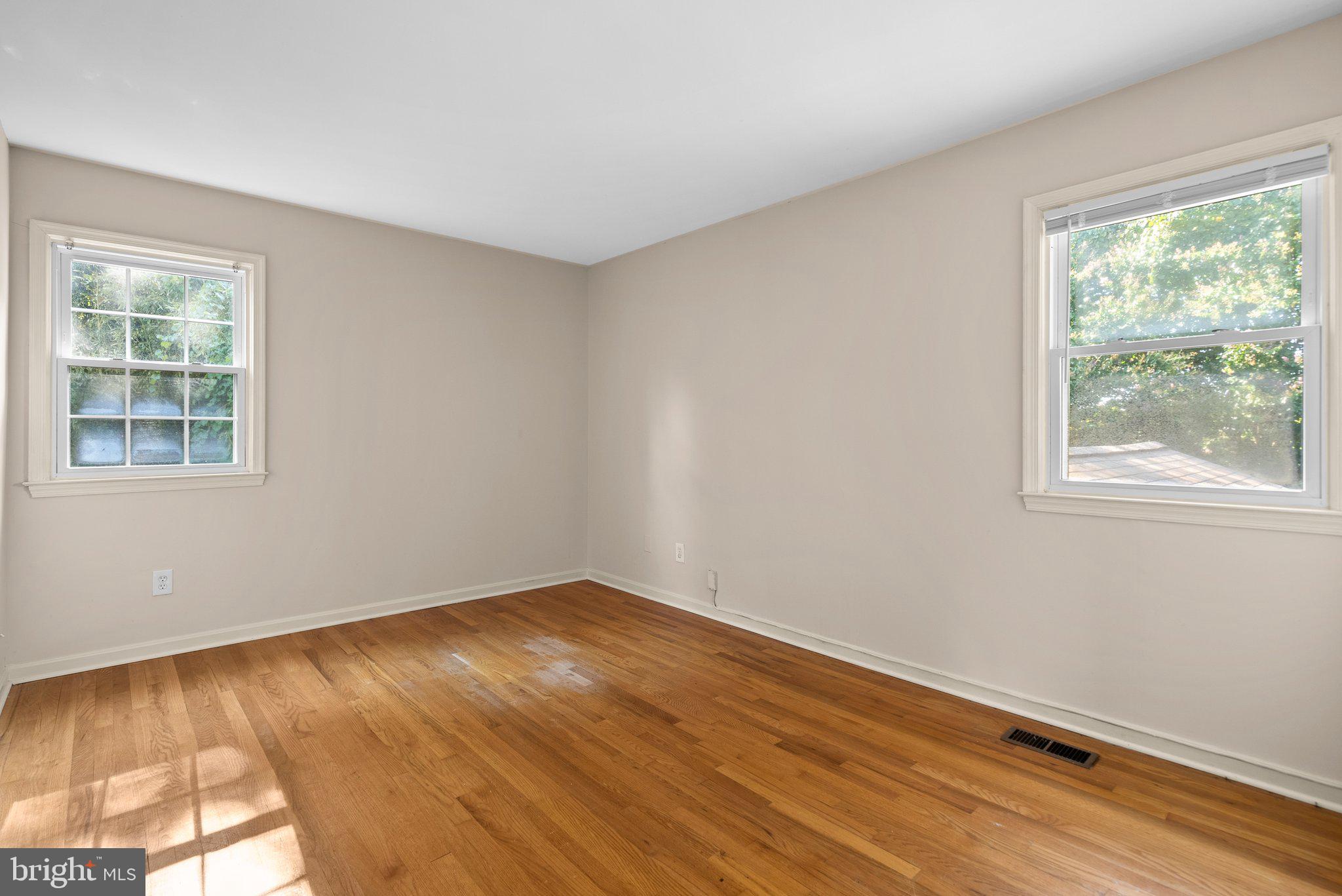 PT ROCKVILLE TWN RES 1 - Residential Lease
