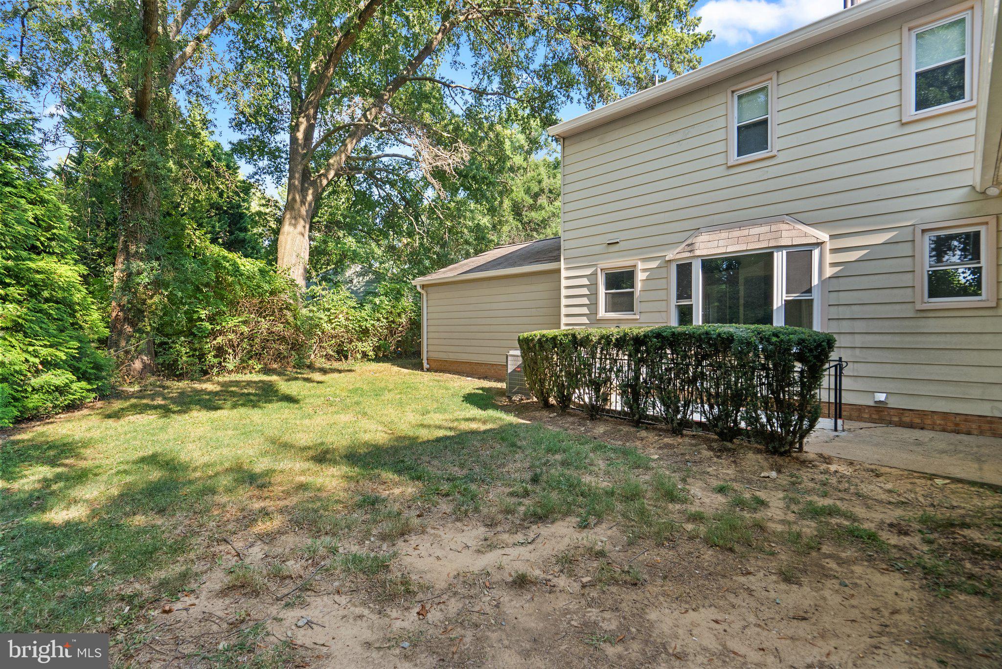 PT ROCKVILLE TWN RES 1 - Residential Lease