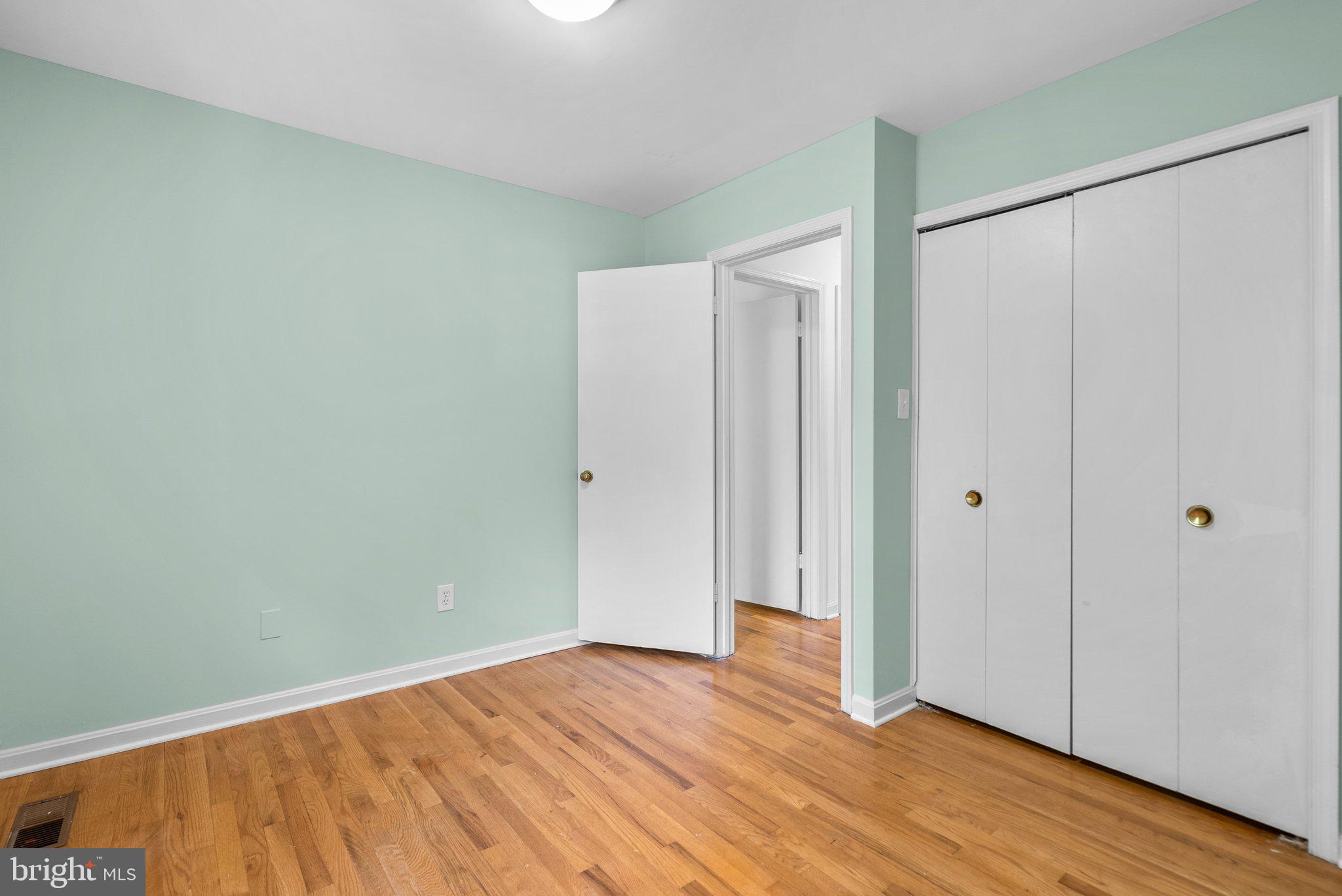 PT ROCKVILLE TWN RES 1 - Residential Lease