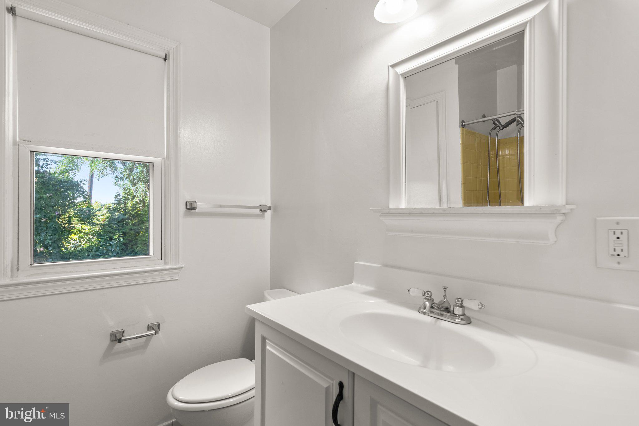 PT ROCKVILLE TWN RES 1 - Residential Lease