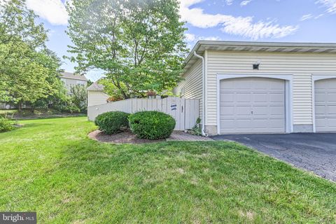 Photo of 11 Spring Walk COURT, Lancaster, PA 17601 (MLS # PALA2037584)