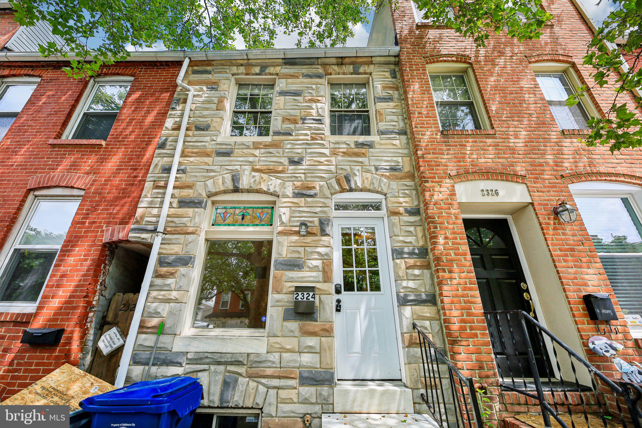 Step into style with this inviting townhome featuring a distinctive interior brick wall and low-maintenance flooring throughout the main level. The open layout flows seamlessly from the living room to the dining area and into a modern kitchen complete with a center island and stainless steel appliances. A convenient half bath rounds out the main floor.
Upstairs, you'll find two generously sized bedrooms and a full bath, perfect for comfort and privacy. The unfinished basement offers a blank canvas—ready for your personal touch, whether it's extra living space, a home gym, or storage. Don’t miss your chance. Schedule a tour today!