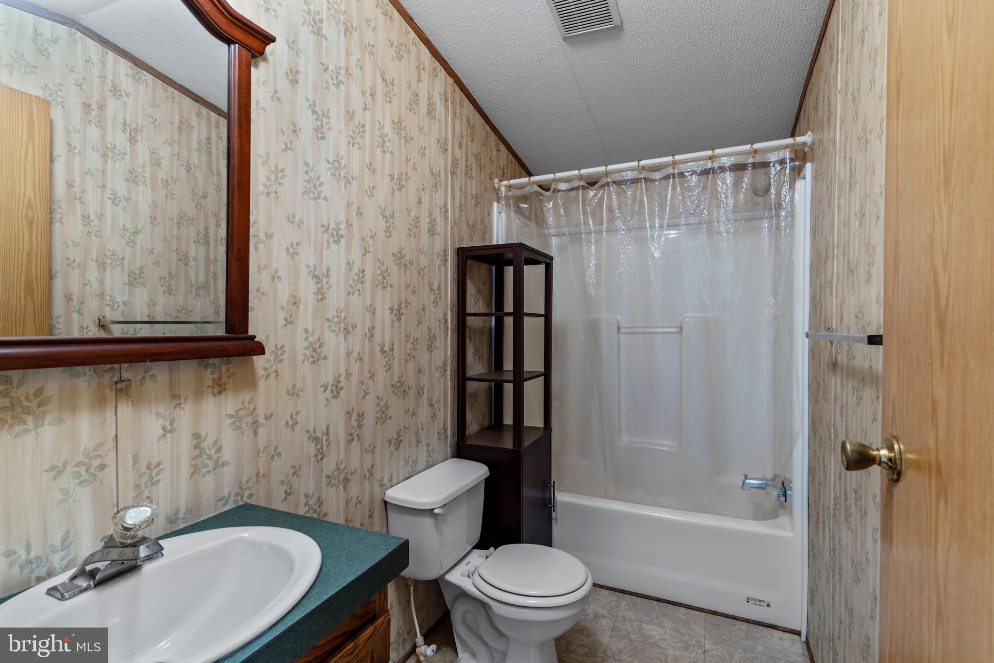 TERRYS TR PK - Residential