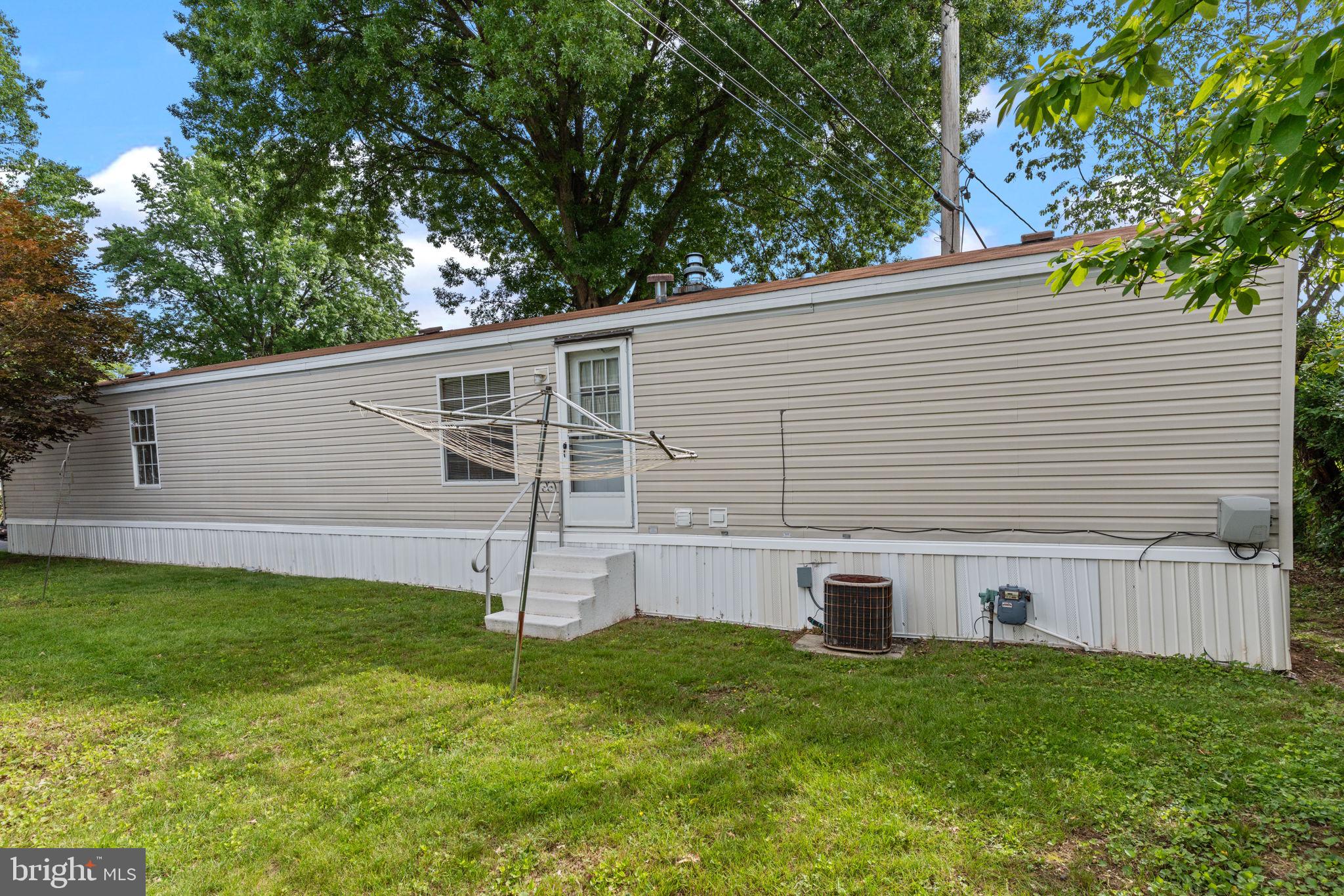 TERRYS TR PK - Residential