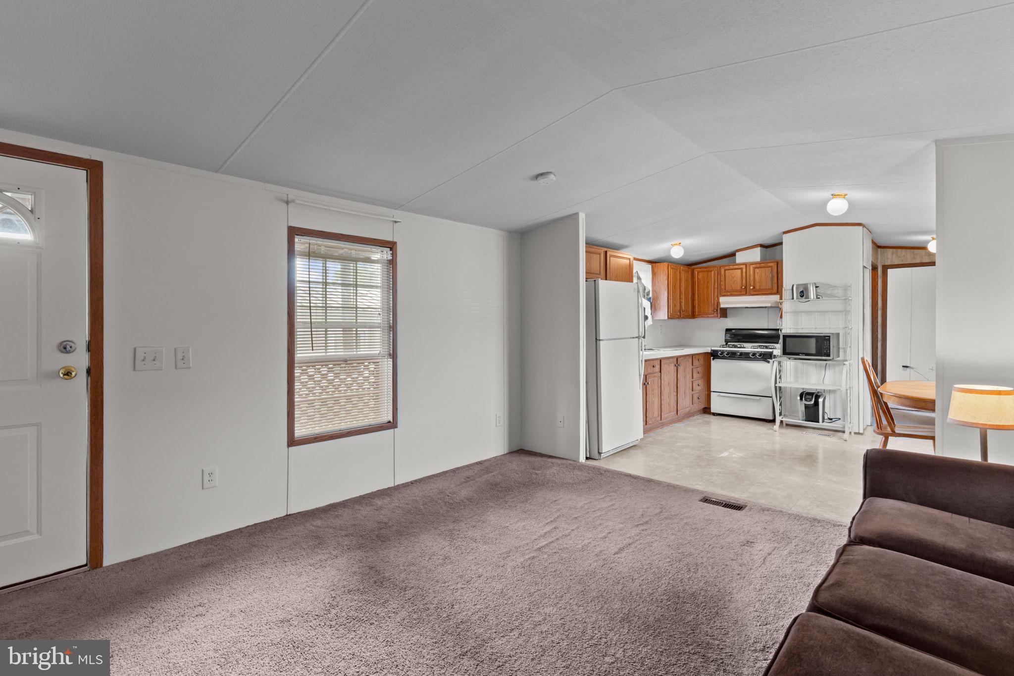 TERRYS TR PK - Residential