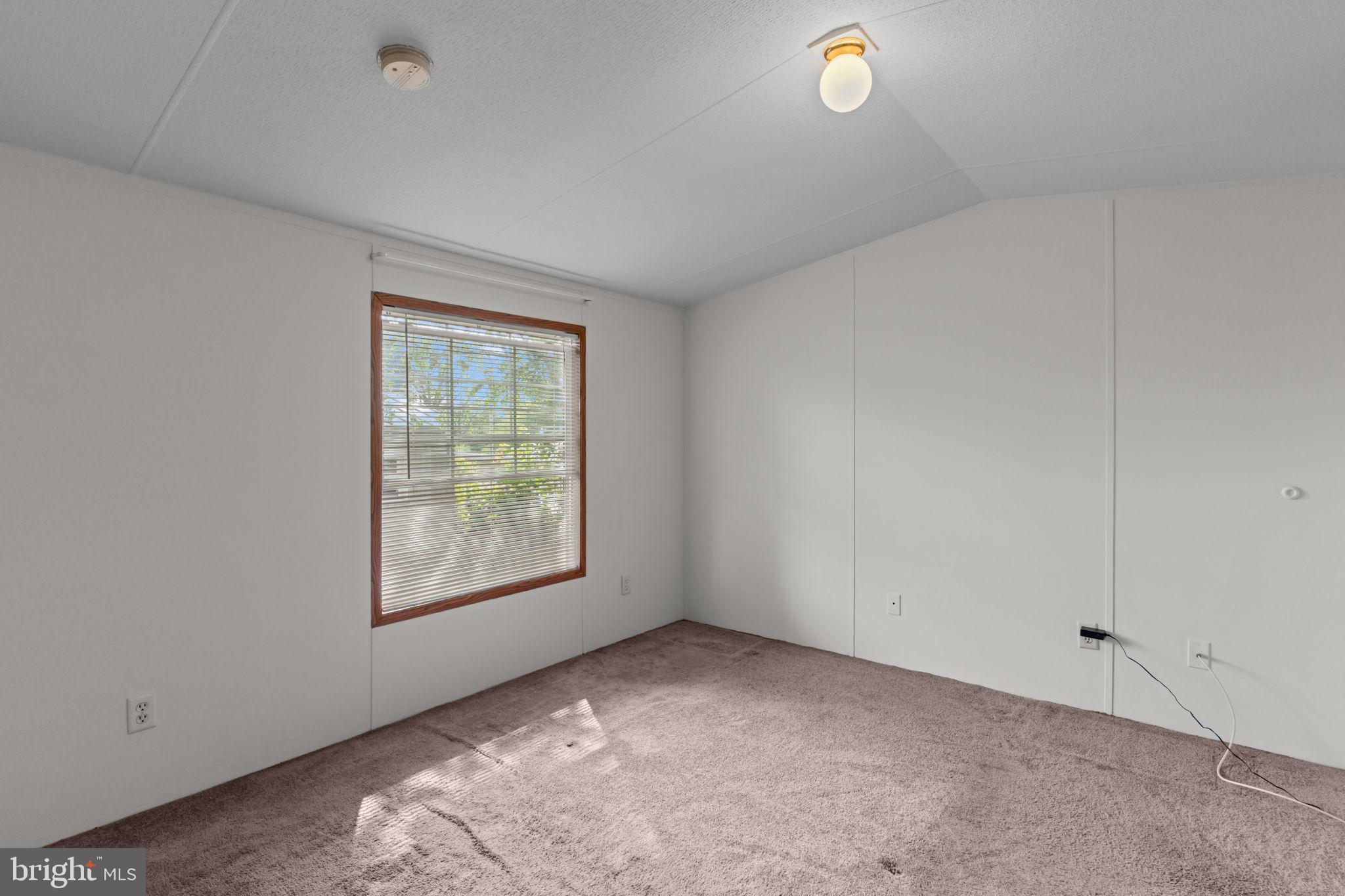 TERRYS TR PK - Residential