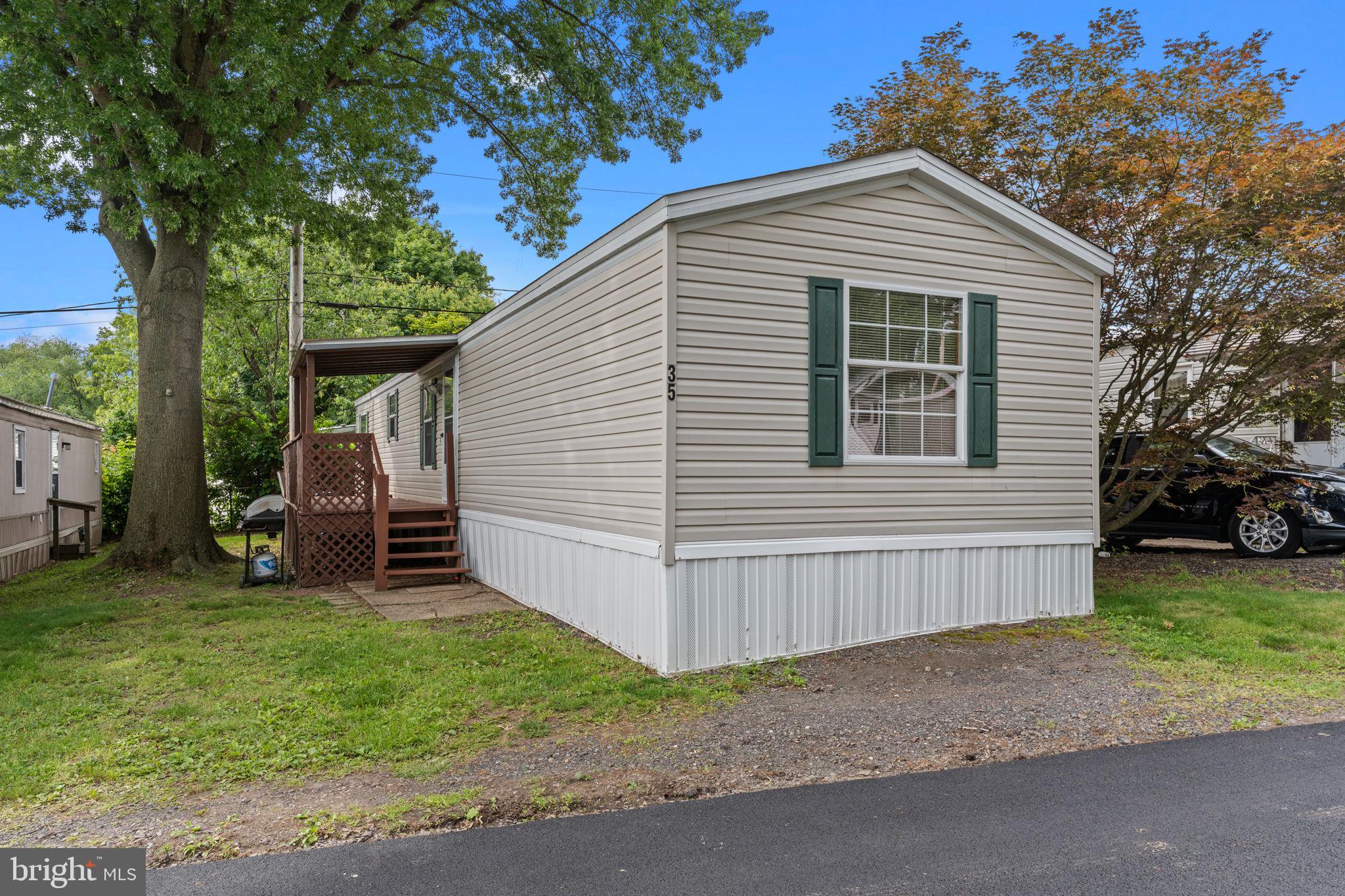 TERRYS TR PK - Residential