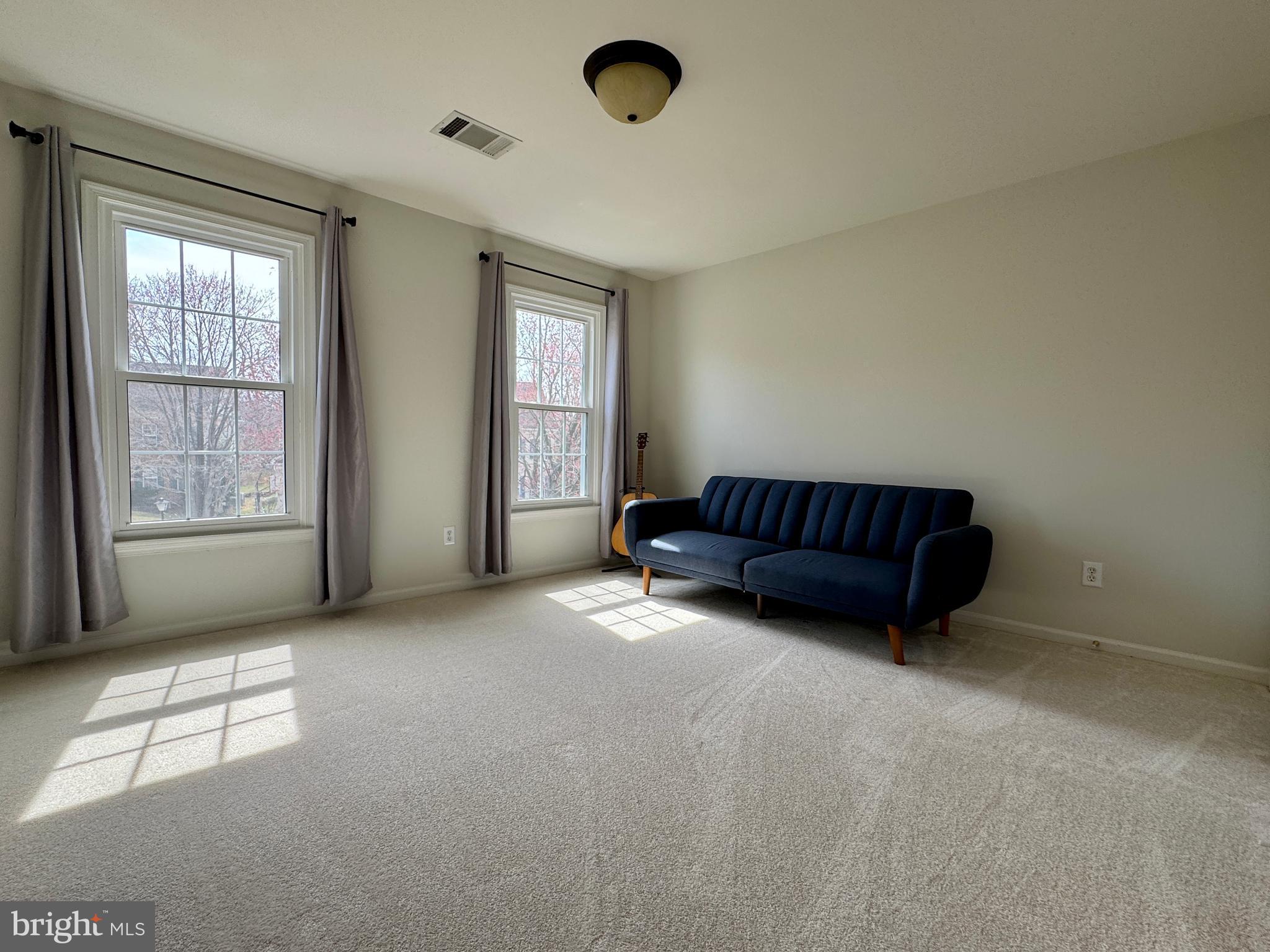 POTOMAC GLEN - Residential