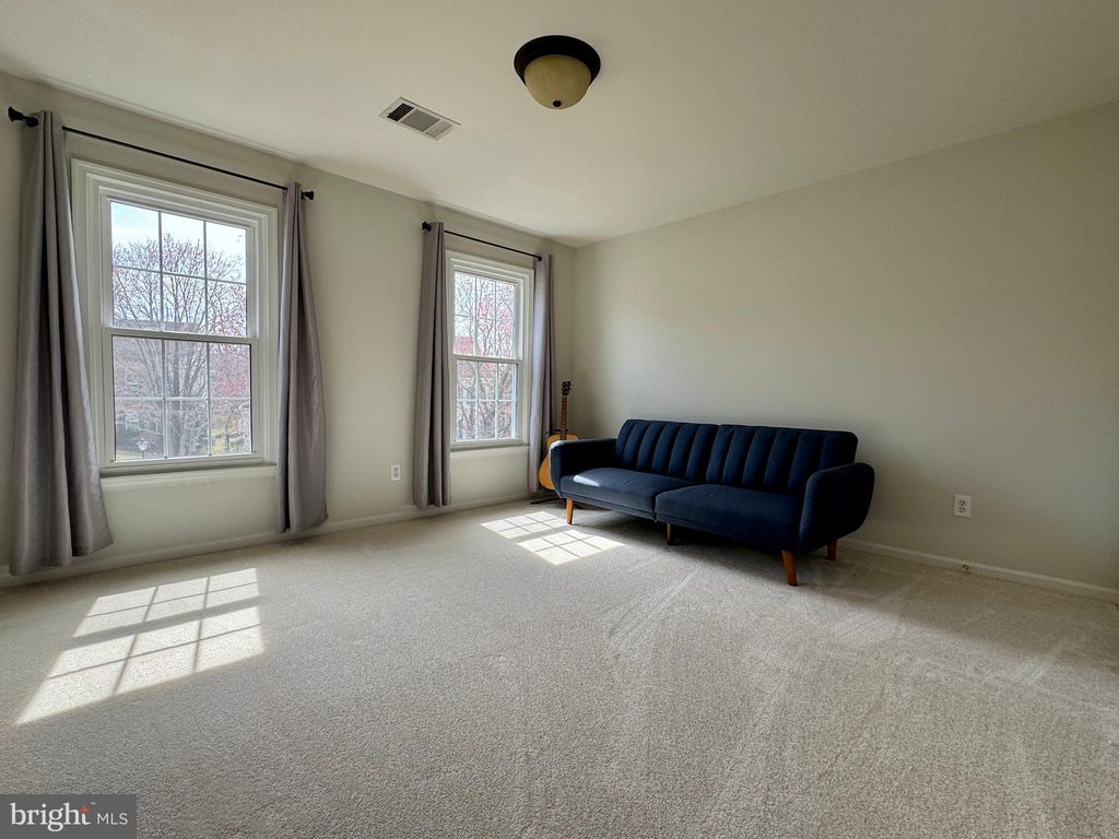 listing image 52