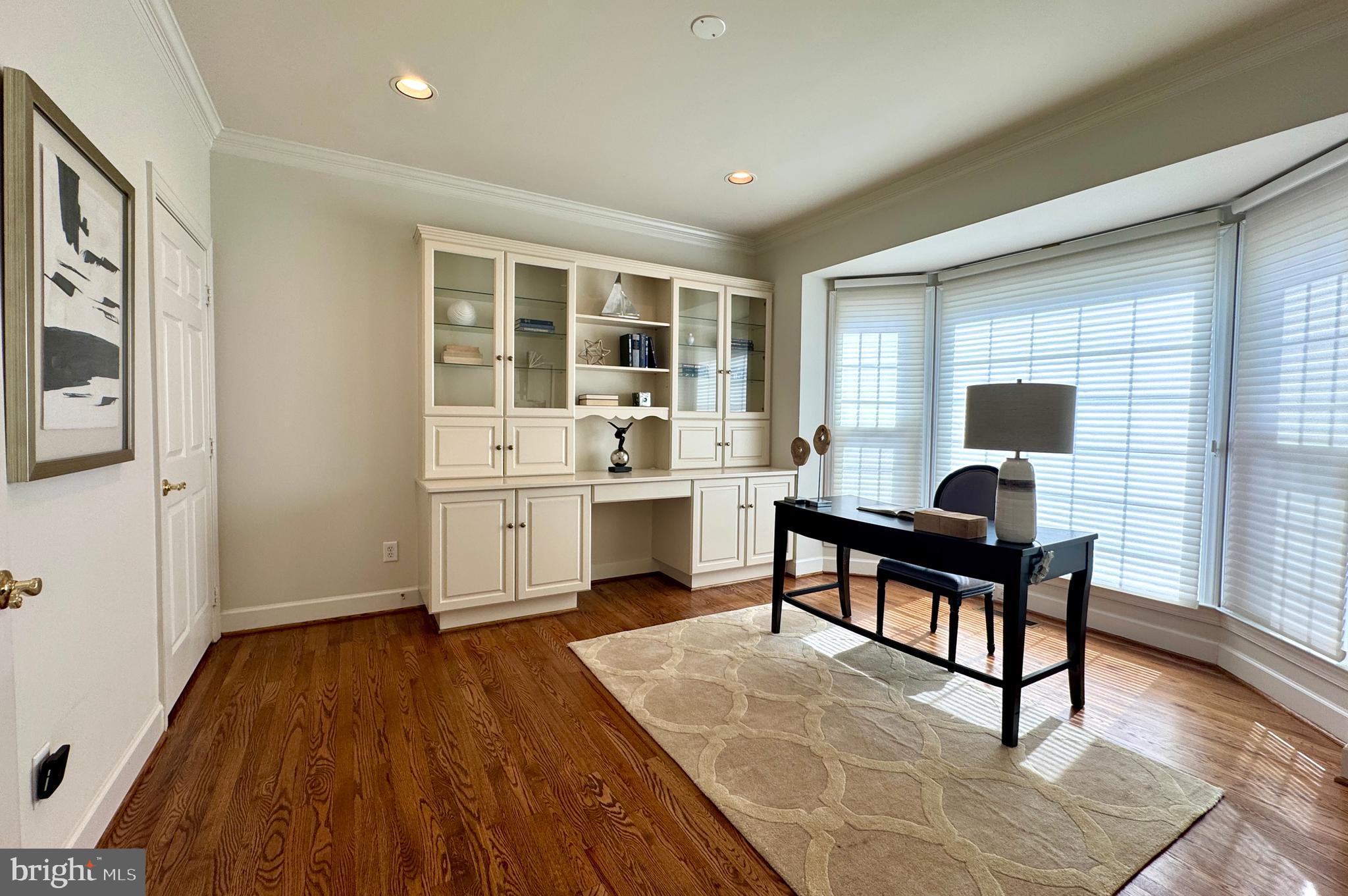 POTOMAC GLEN - Residential