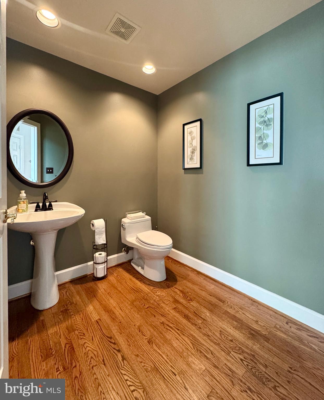 POTOMAC GLEN - Residential