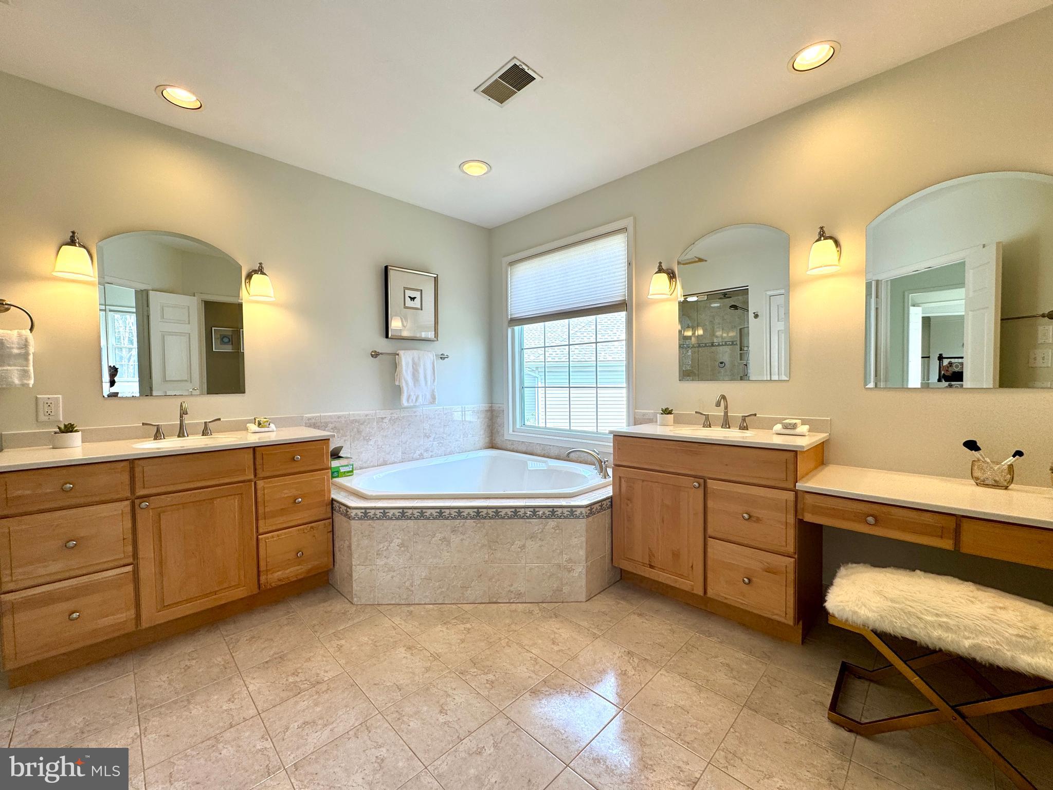 POTOMAC GLEN - Residential