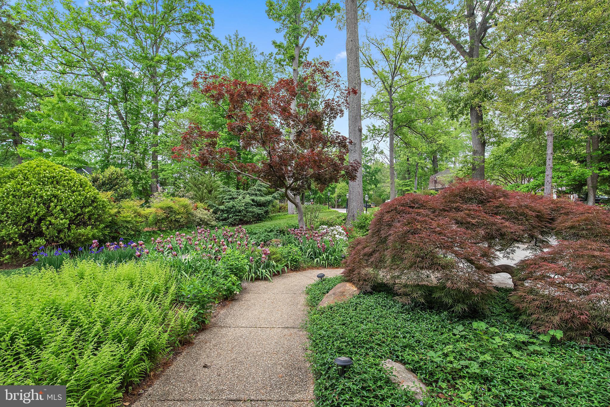 TWIN HARBORS - Residential