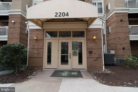 2204 Westcourt Lane Unit 311, Herndon, VA 20170 - MLS#: VAFX2230150