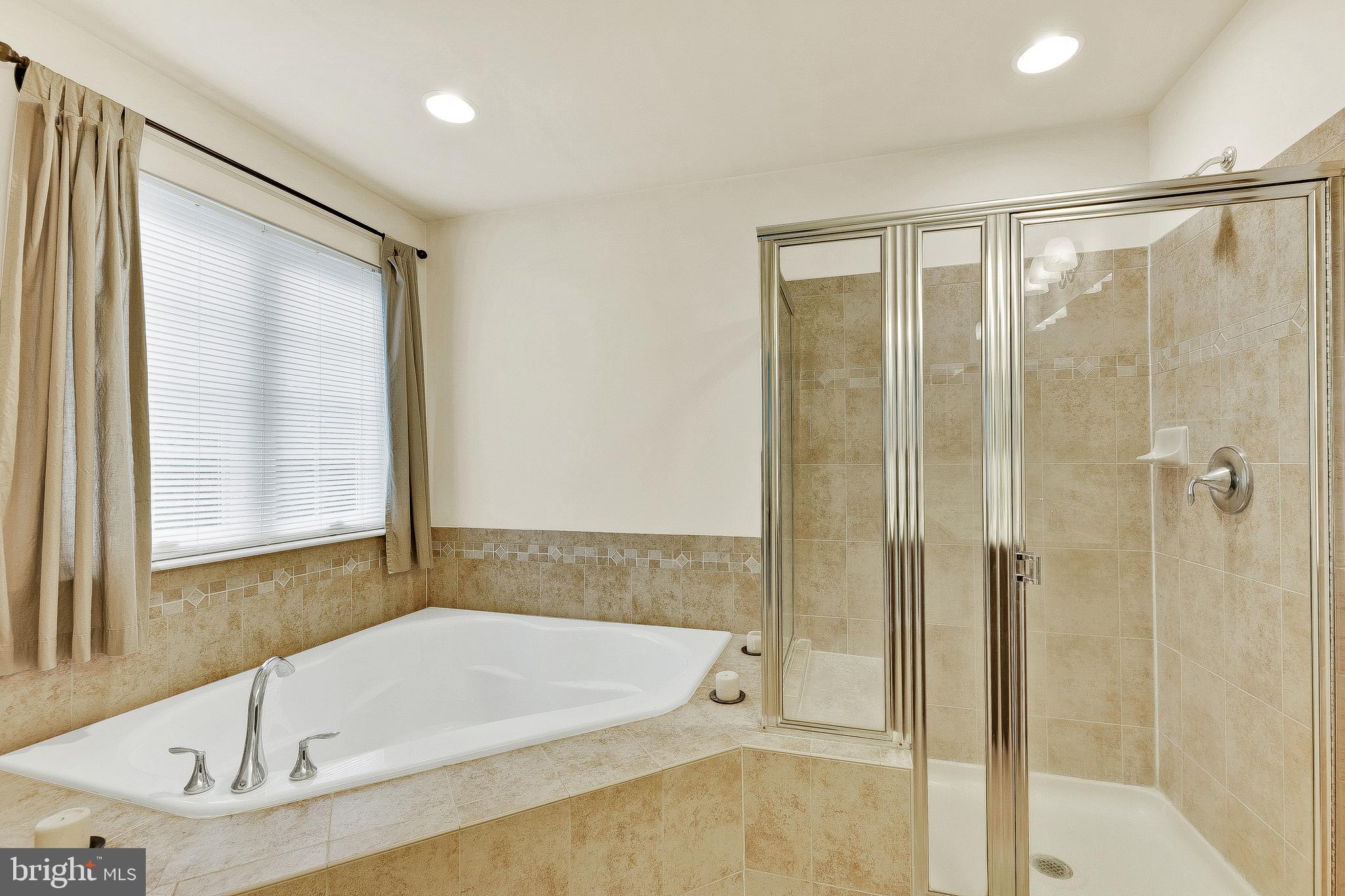 ST CHARLES GLENEAGLES - Residential