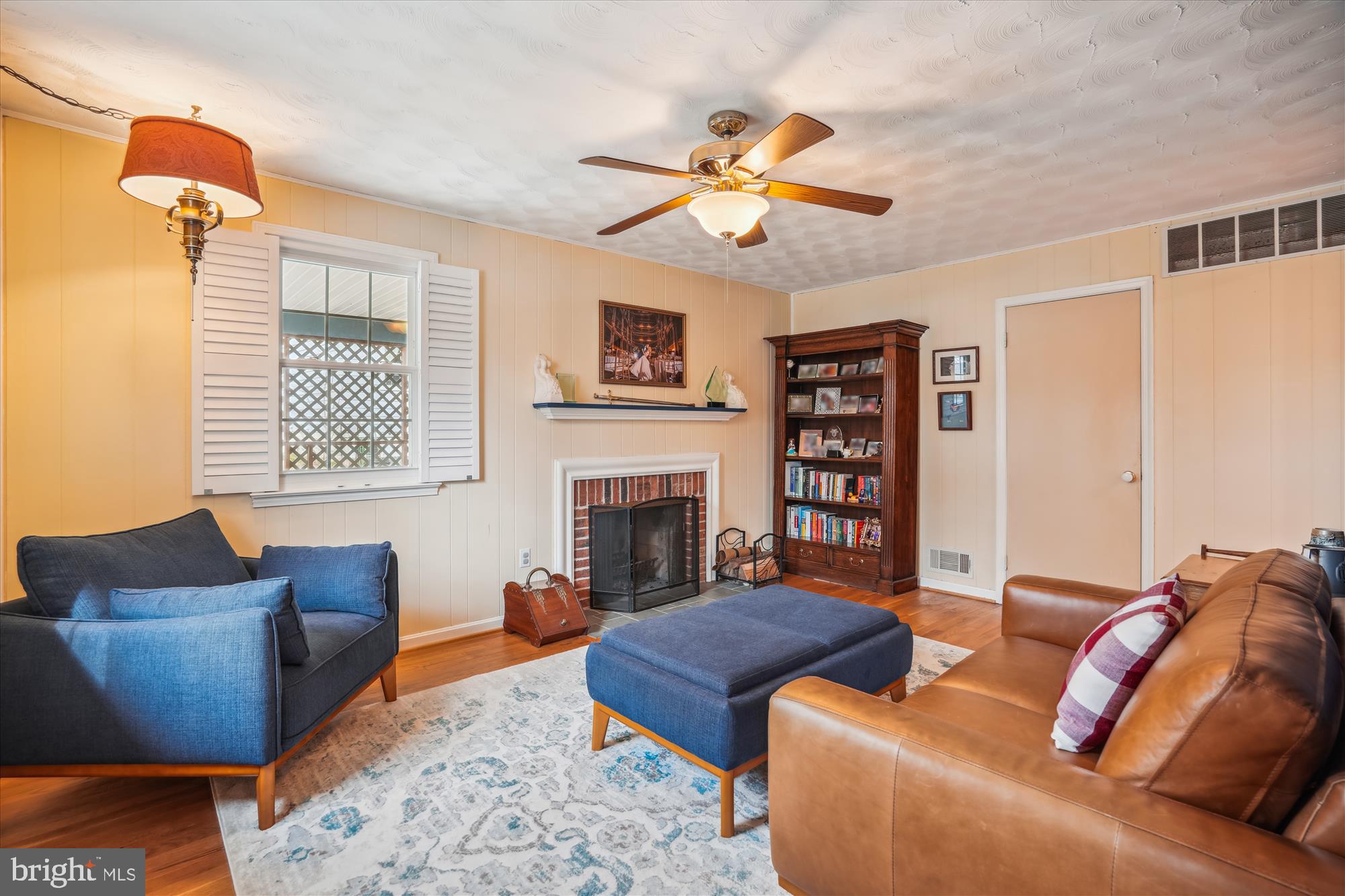 BOND MILL PARK - Residential