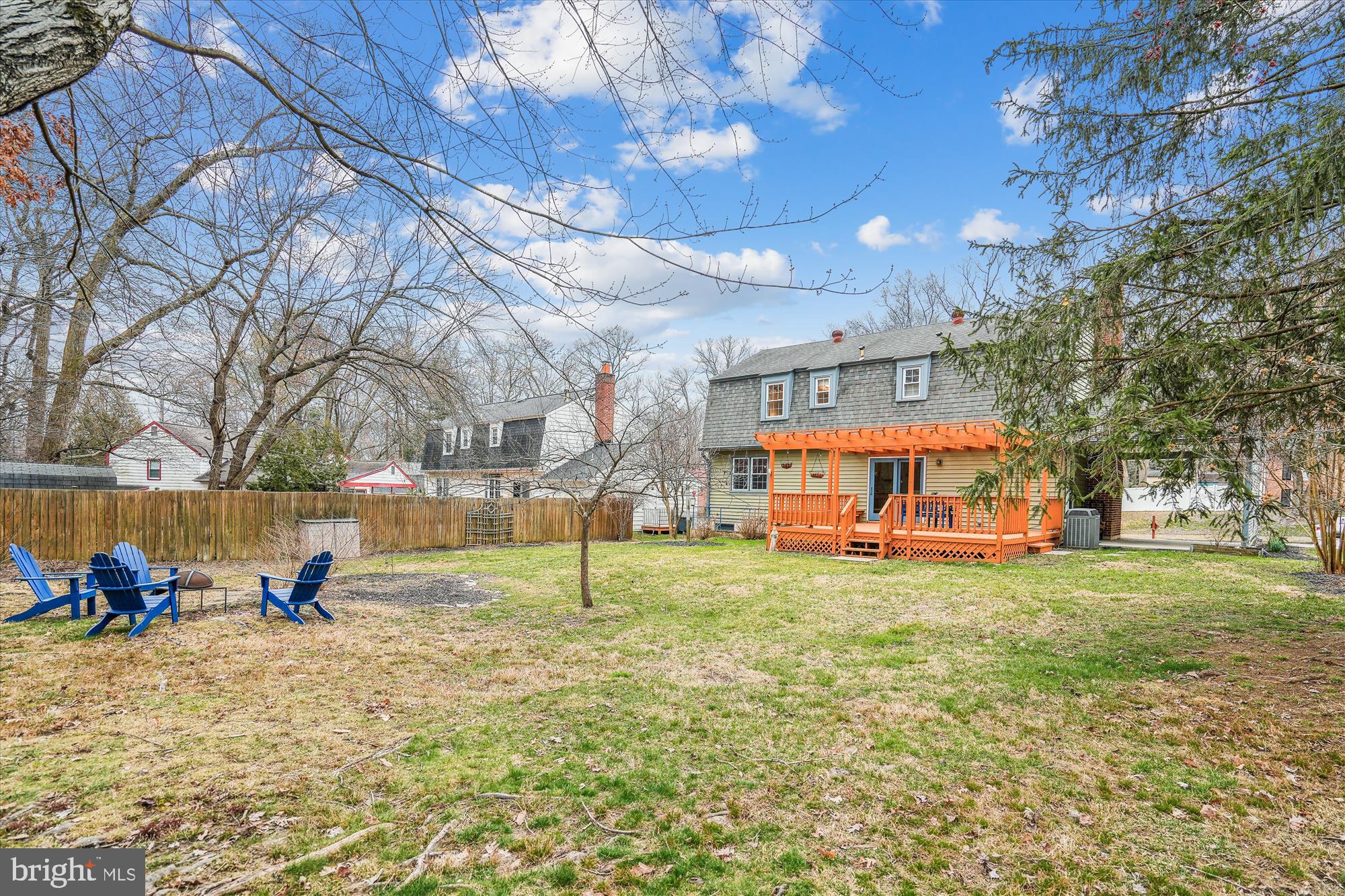 BOND MILL PARK - Residential