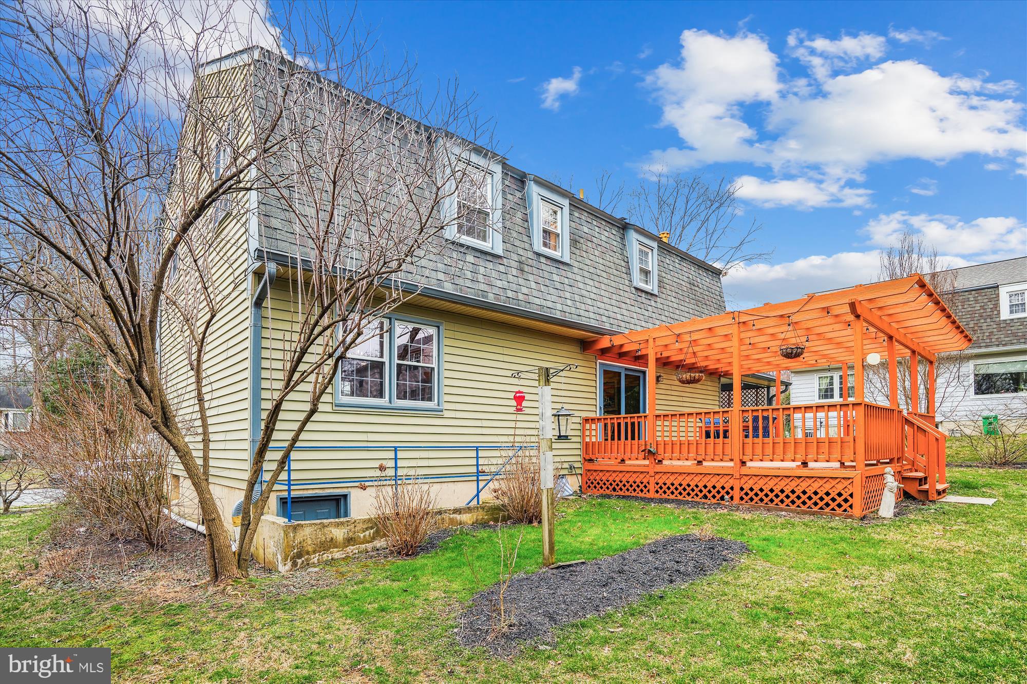 BOND MILL PARK - Residential